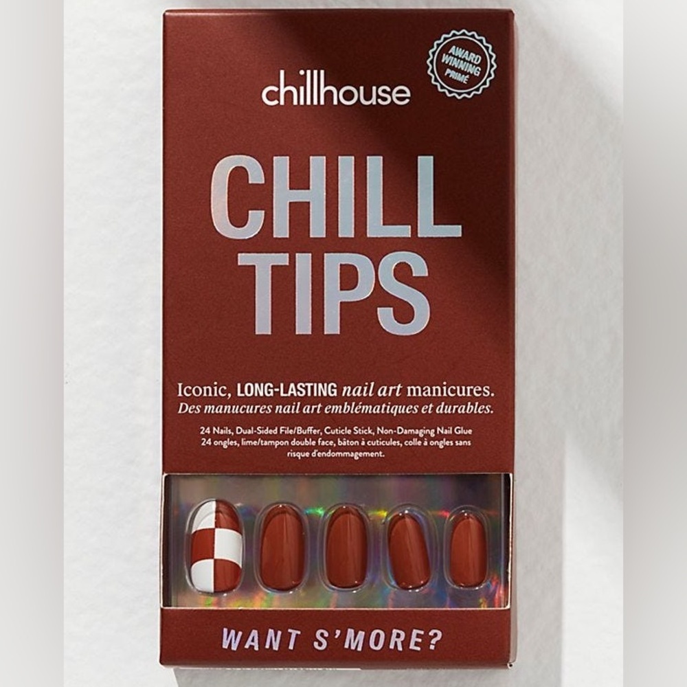 NWT Chill Tips Reusable Press-On Manicure Kit